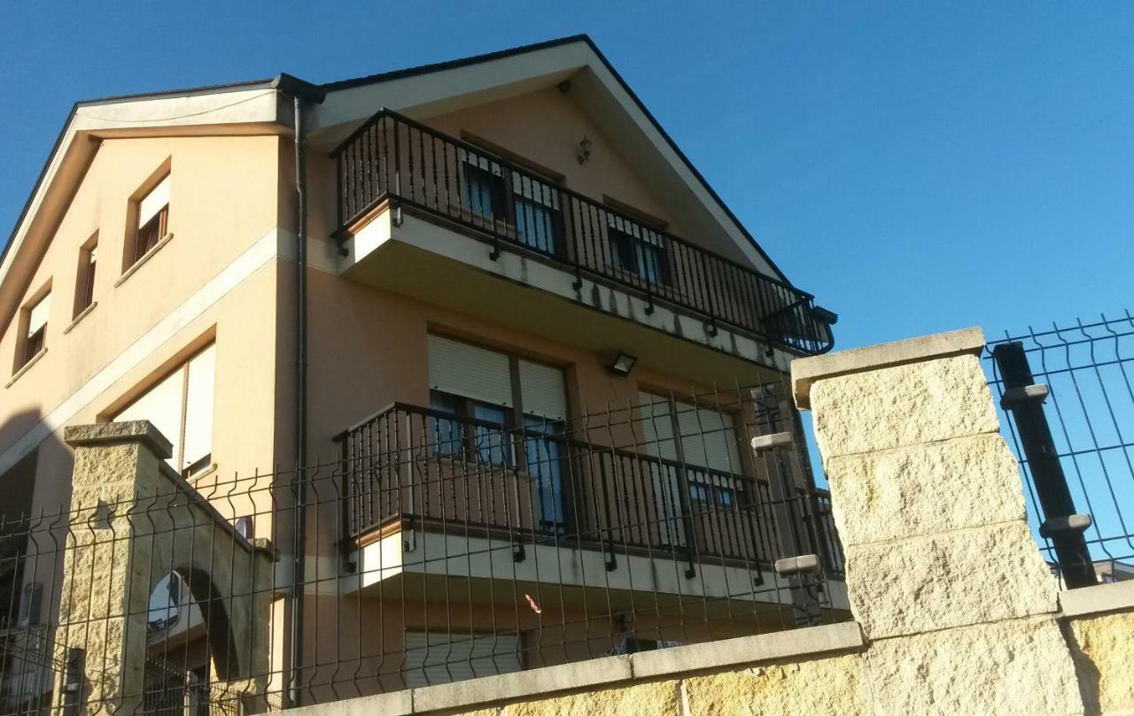 Apartamentos Casa Carmen Суансес Екстериор снимка